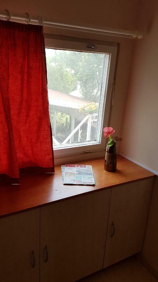 Csalad-Barat Apartman Balatonlelle Exteriör bild